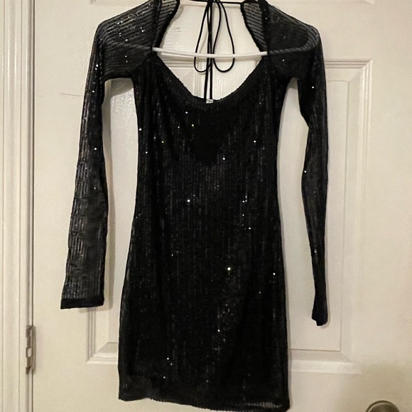 Lucy in the Sky Dresses & Skirts - Black Sequin Long-sleeve Mini Dress